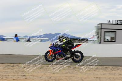 media/Jan-15-2022-CVMA (Sat) [[711e484971]]/Race 11 Amateur Supersport Middleweight/